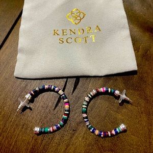 Kendra Scott earrings !